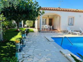 Villa con Piscina Privada para 6 Personas a 4km de la Playa en Las Tres Calas - HISP-217-218